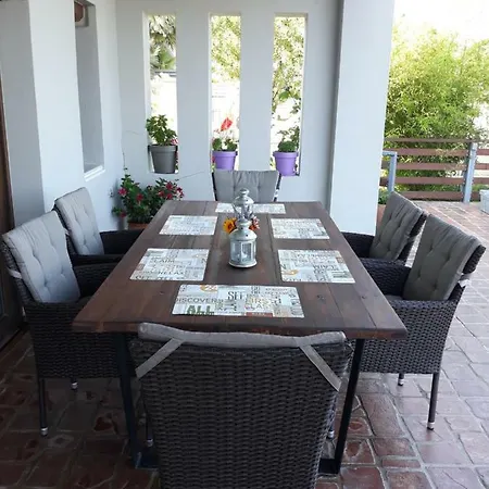 Lux & Zen Villa PalaiónTsiflíkion
